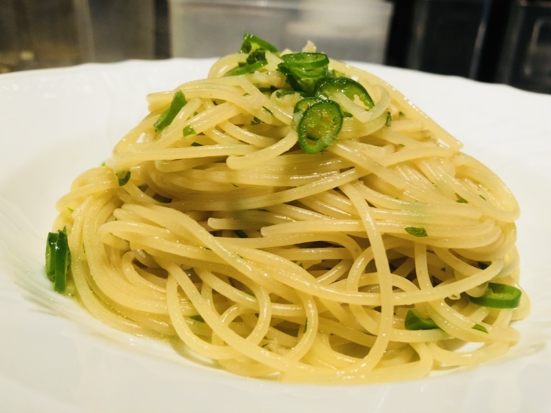 青唐辛子のペペロンチーノ 8月21日 火 のランチメニュー 芝公園のイタリアン Gene Dining シェフ森松元気のブログ 青唐辛子のペペロンチーノ 8月21日 火 のランチメニュー 芝公園のイタリアン Gene Dining シェフ森松元気のブログ