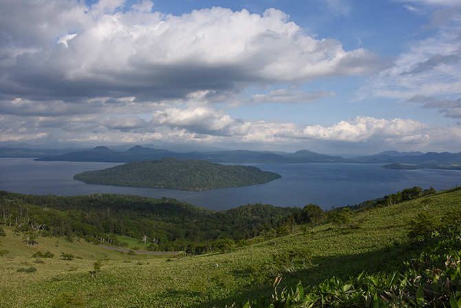 日本の絶景!北海道美幌峠写真〜屈斜路湖を一望できるスポット!_e0171573_9205324.jpg