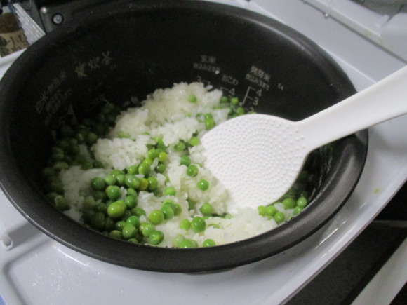 エンドウ豆ご飯、好みの夕食~質素~~_a0279743_10250186.jpg