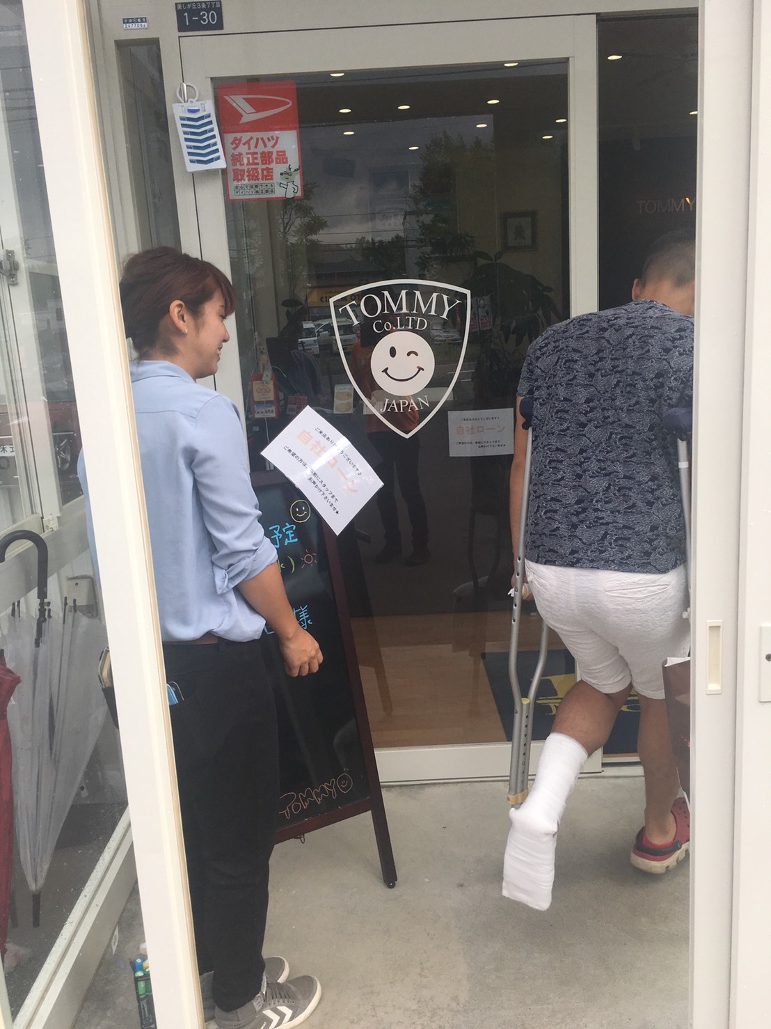 8月22日(水) 本店ブログ~ ランクル ハマーアルファード_b0127002_18164054.jpg