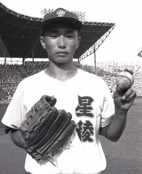 古豪金足農の東北初優勝ならず!:高野連と審判団が大阪桐蔭に忖度したんちゃうか!?_a0348309_1032152.jpg