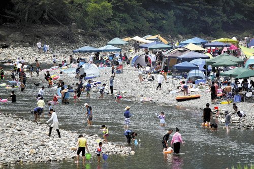 ジョーク一発：「奇跡の川」「日本一の清流」と紹介された途端「地獄の川」「糞尿の川」になる！？_a0348309_9564860.jpg