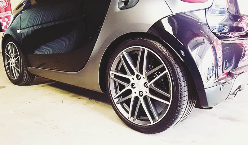 MCCスマート 453 fortwo BRABUS 車高調(BCレーシング)施工 MCCスマート 453 fortwo BRABUS 車高調(BCレーシング)施工
