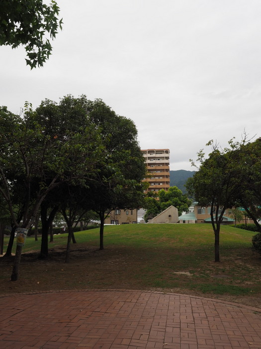 佐伯区民文化センター&五日市中央公園_c0116915_00025752.jpg