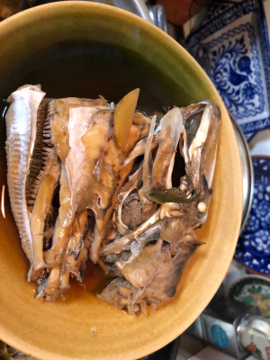 8月21日 ハゲの吸い物 ハゲの煮付け モヤシの上に豚肉生姜醤油漬焼き 今夜のおかず 8月21日 ハゲの吸い物 ハゲの煮付け モヤシの上に豚肉生姜醤油漬焼き 今夜のおかず