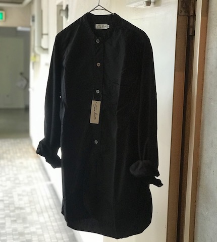 sans limiteのバンドカラーシャツ_d0364239_21575175.jpg