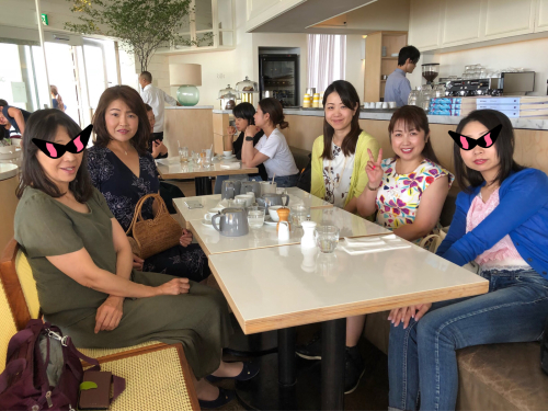 bills 七里ヶ浜_e0292546_22502968.jpg