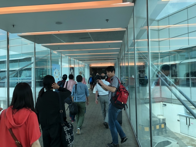 Sq948便 チャンギ国際空港 バリ ングラライ国際空港 かんさんの忘備録 Sq948便 チャンギ国際空港 バリ ングラライ国際空港 かんさんの忘備録