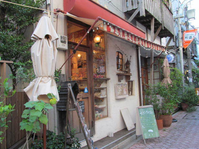 夏休み中は、東京のお店へ行って来ました。それぞれ素敵な場所でした。_f0129557_22040634.jpg
