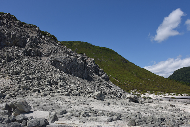 日本の絶景!北海道硫黄山写真アップ!_e0171573_19525893.jpg