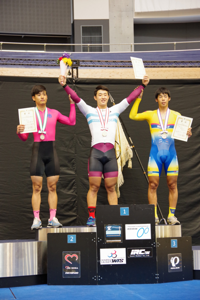 金栄堂サポート:早稲田大学自転車競技部・中野慎詞選手 インターカレッジ・スプリント優勝ご報告&インプレッション!_c0003493_09090407.jpg