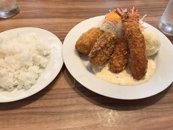 b0209033_14072161.jpeg
