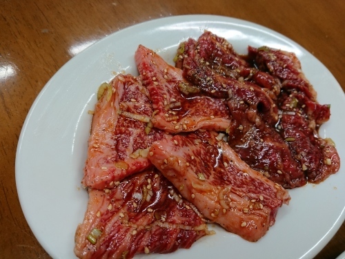 栄養楼で美味しい焼肉♪_c0100865_20120497.jpg