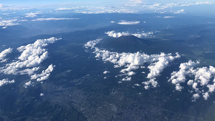 空から眺めた夏の富士山写真＊フリー無料利用可能！_e0171573_2140449.jpg