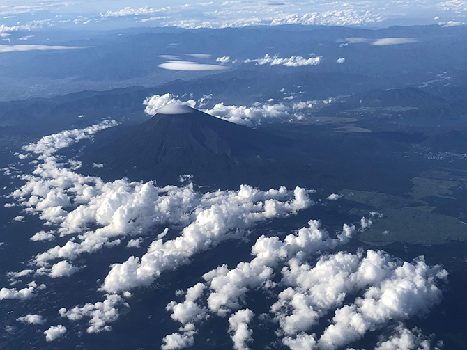空から眺めた夏の富士山写真＊フリー無料利用可能！_e0171573_21405047.jpg