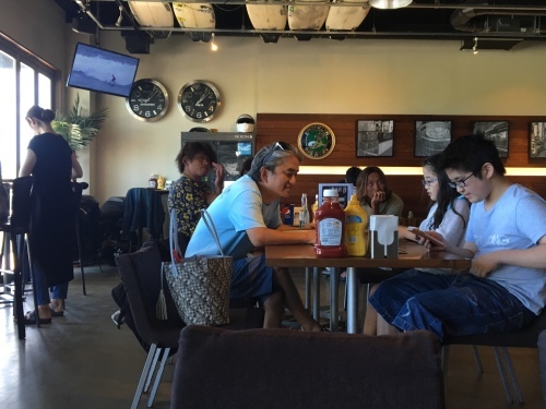 b0330040_15215569.jpeg