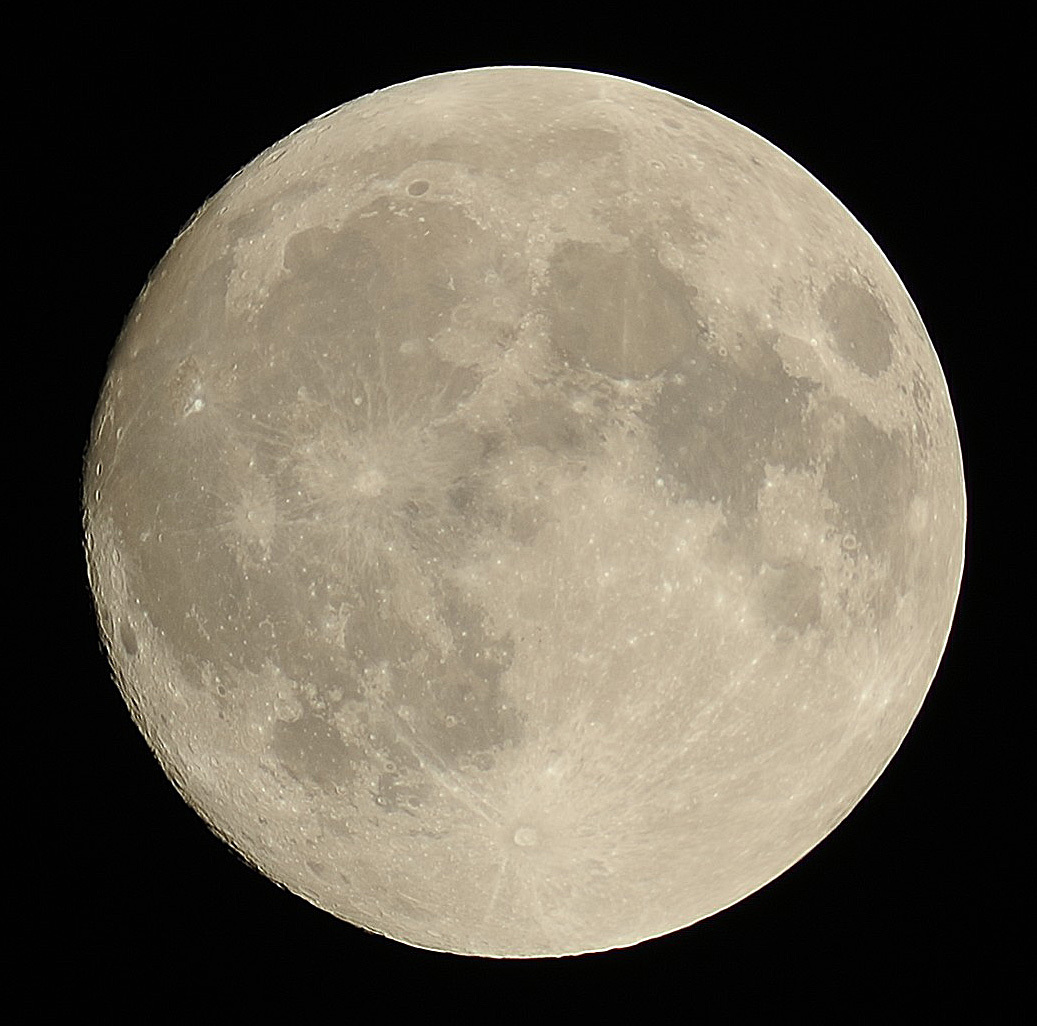 満月前夜 18年8月25日 月齢14 1 Face S Of The Moon Photos Silly Things