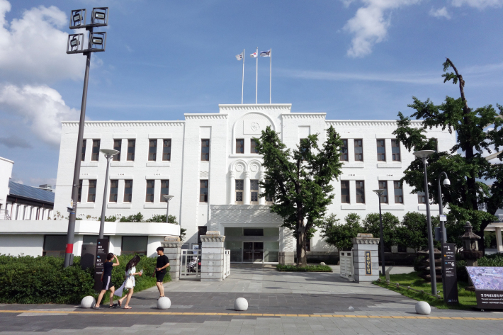5.18民主化運動記録館 旧全羅南道庁 光州 チェキSQ6 2018年7月 光州・ソウルの旅(3)_f0117059_12391104.jpg
