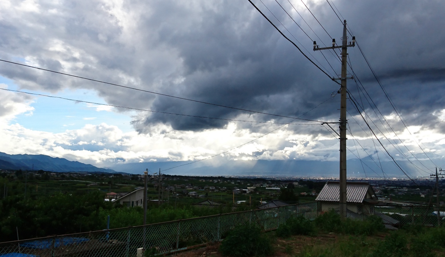 「あの日の山梨　空模様」_d0372528_09213847.jpg