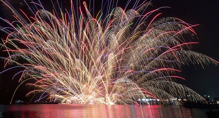 感動の芦ノ湖花火大会　湖水祭　ワンダフル！   ビューティフル！_b0145398_00255333.jpg