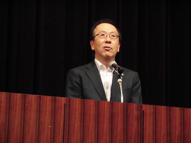 まだまだ調査、検討が必要! 「中核市移行検討講演会 ~中核市移行と富士市の未来を考える~」_f0141310_07394678.jpg