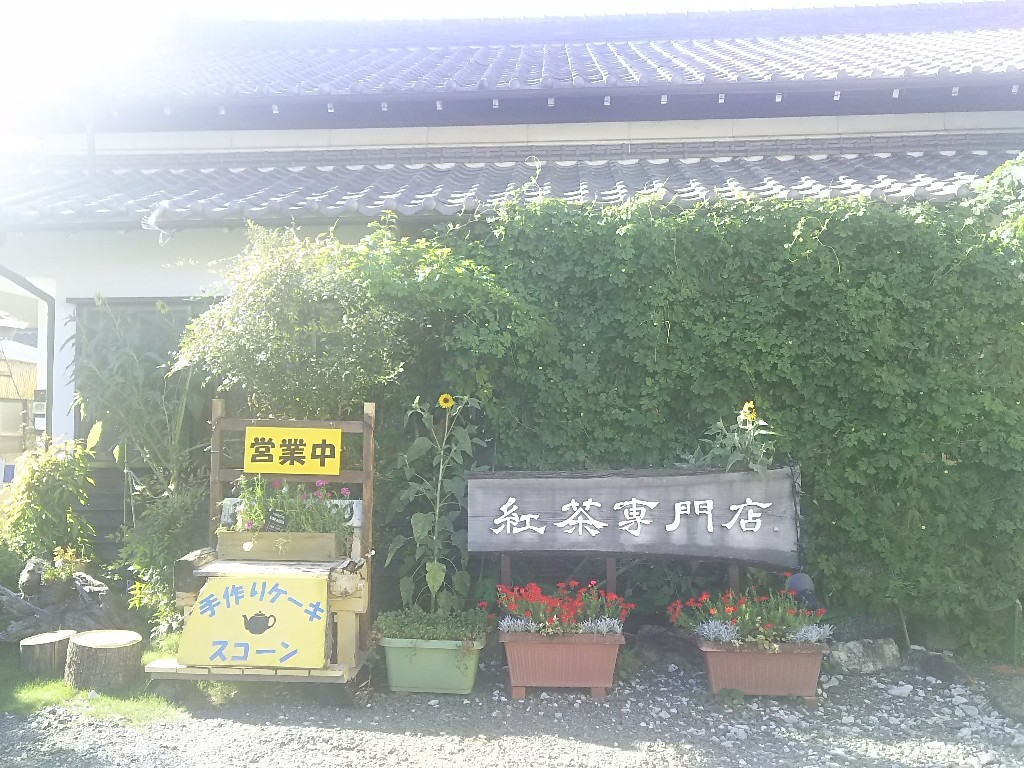 b0308627_07412206.jpg