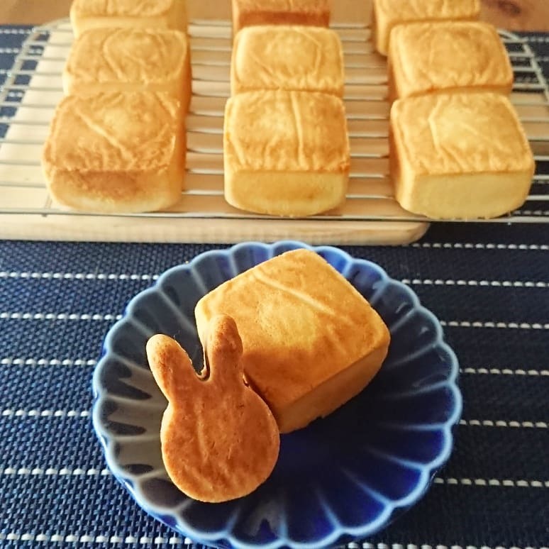 思い出のパイナップルケーキ🍍_a0113430_06421672.jpg