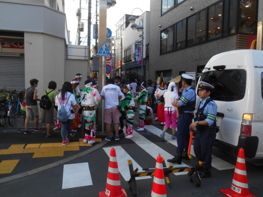 だれもがまつりを望んでいるわけではない。【高円寺阿波踊り編】_e0358504_10200921.jpg