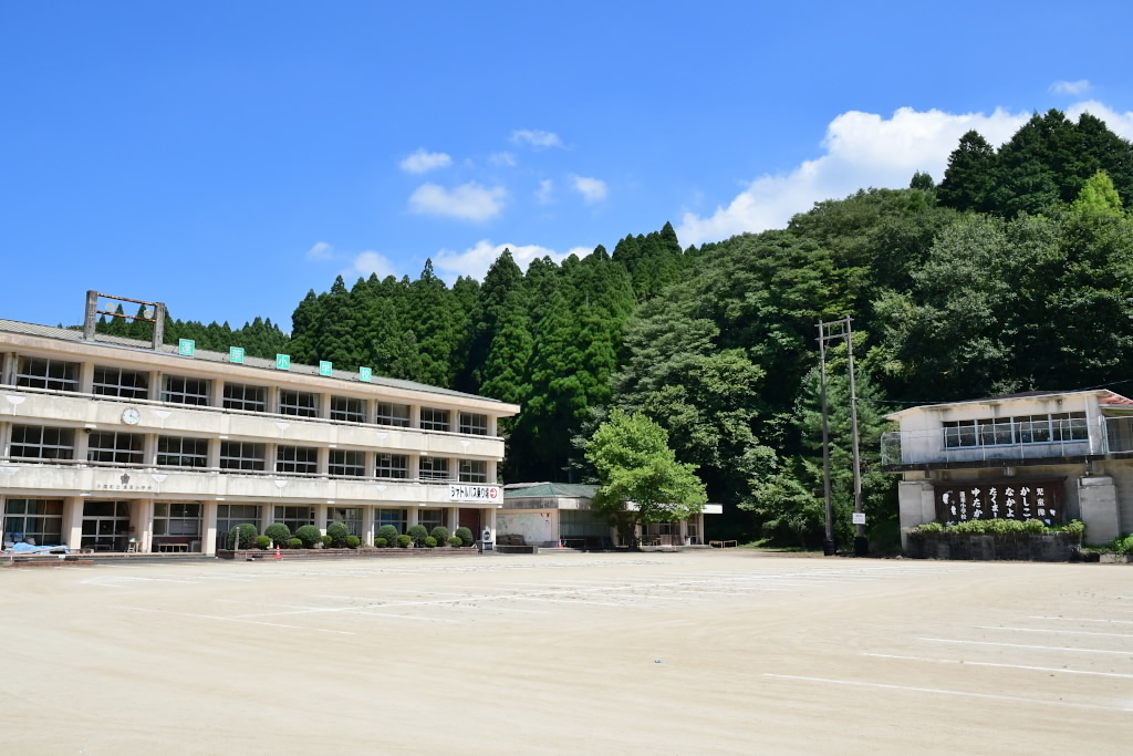 旧蓬莱小学校へ。_e0056537_22004620.jpg