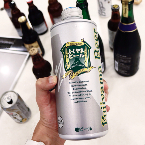 ビールを持ち寄ってひたすら飲み比べをしまくる会_c0060143_11064059.jpg