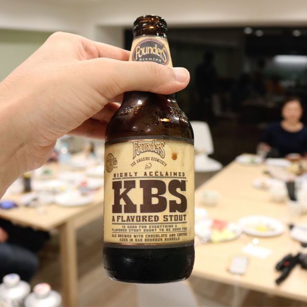 ビールを持ち寄ってひたすら飲み比べをしまくる会_c0060143_11075019.jpg