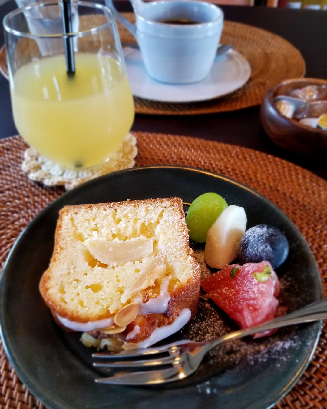 Cafe Labas カフェラバス 中松井農園 りんご直売所にカフェがオープン ぴきょログ 軽井沢でぐーたら生活 Cafe Labas カフェラバス 中松井農園 りんご直売所にカフェがオープン ぴきょログ 軽井沢でぐーたら生活