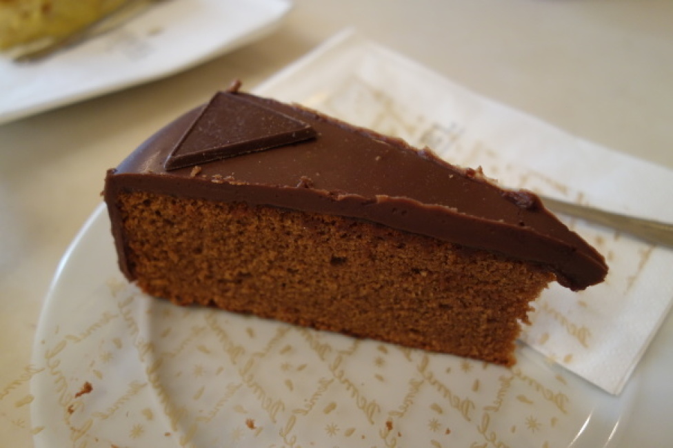DEMEL_a0152501_11371014.jpg