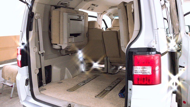★デリカD;5三田様、納車準備が着々と進行中!!新在レクサスも入庫!!乞うご期待!!★(白石店)_c0161601_19103188.jpg