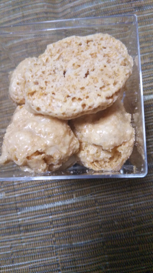 川崎日航ホテル ココナッツマカロン_f0076001_23561630.jpg
