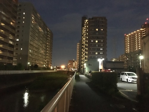 b0330040_23440095.jpeg