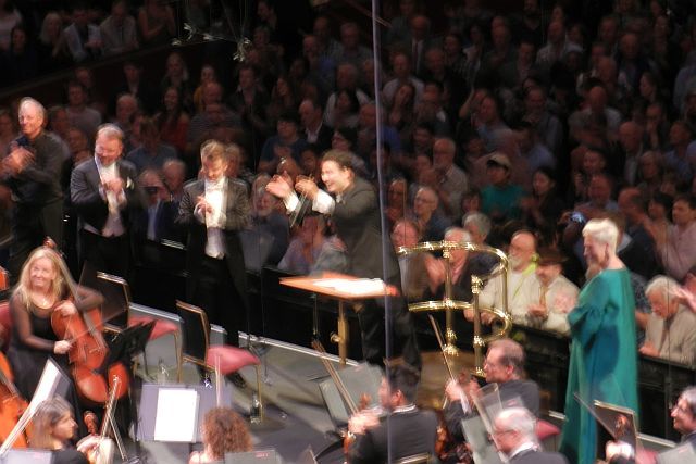PROM 64: VERDI REQUIEM_e0022175_06062072.jpg