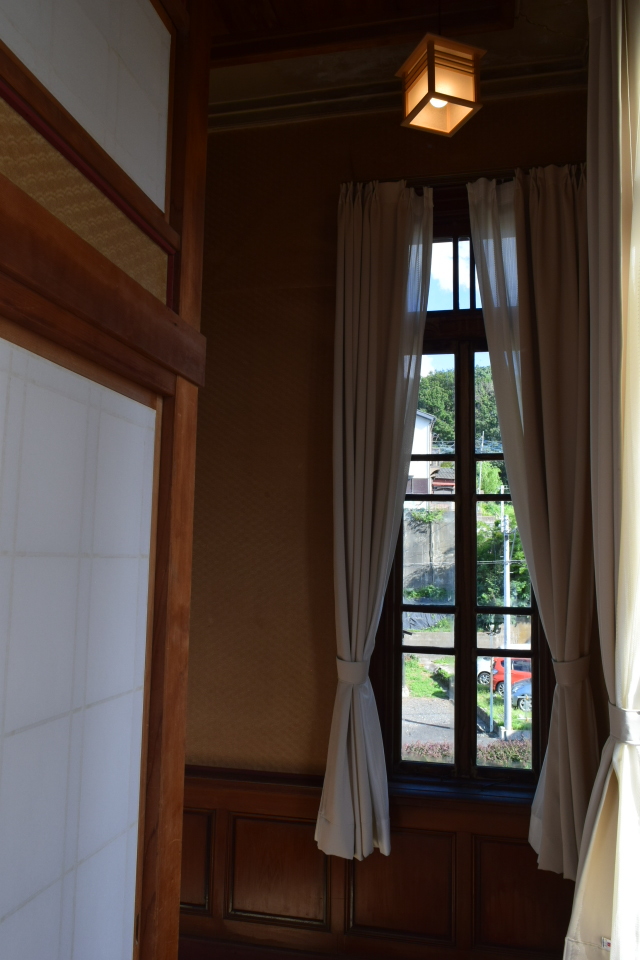 埼玉県入間市の旧石川組製糸西洋館(大正モダン建築再訪)_f0142606_08192785.jpg