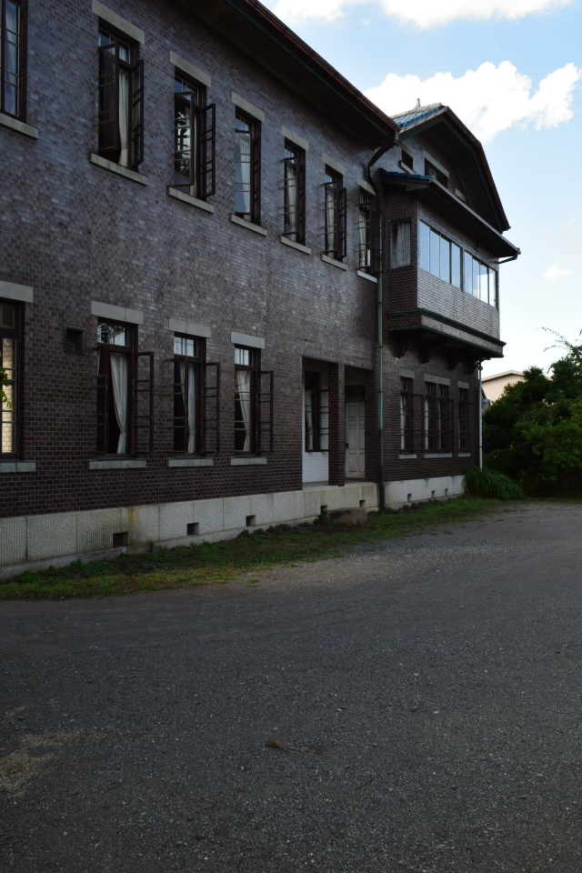 埼玉県入間市の旧石川組製糸西洋館(大正モダン建築再訪)_f0142606_08374747.jpg