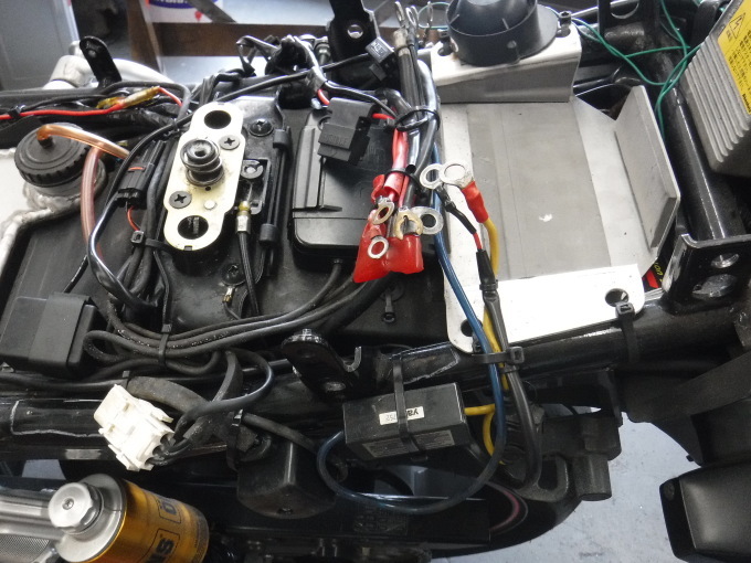 ZRX1100コンさん号の外装交換でした。・・・その1_a0163159_21360012.jpg