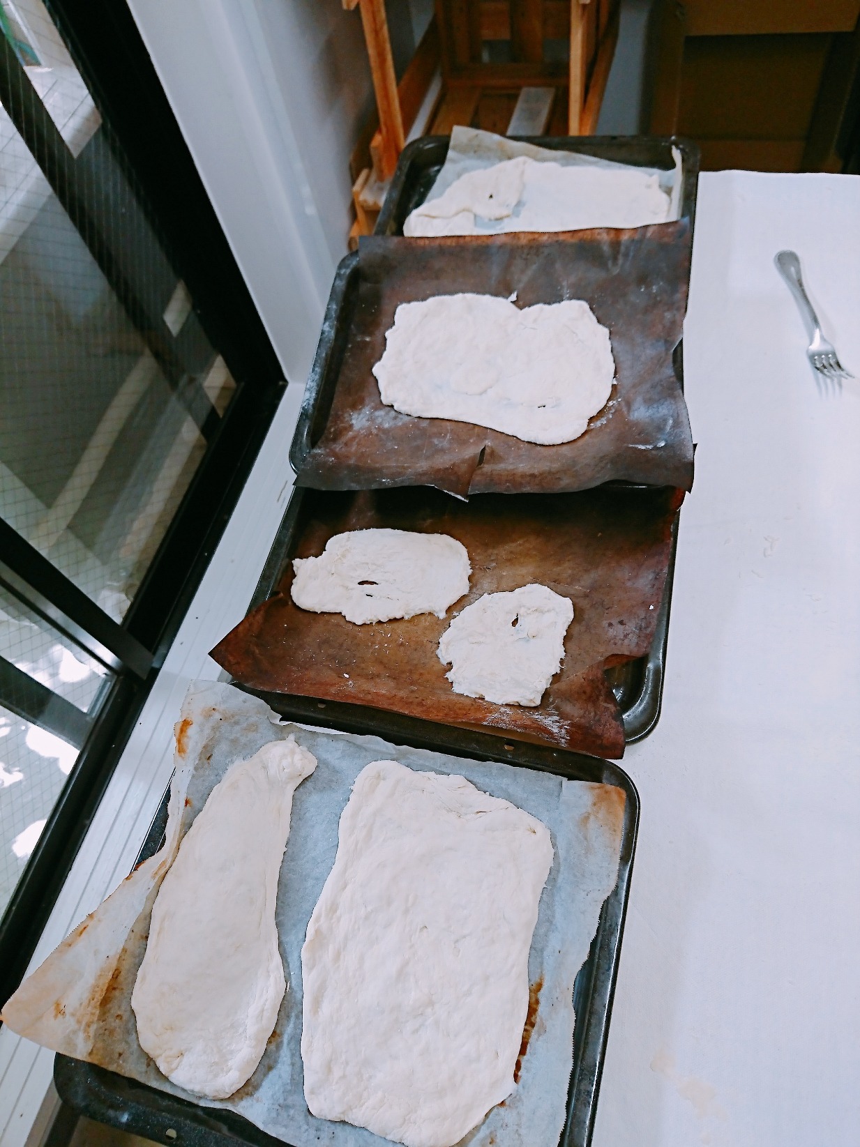 ピザ作り_a0272765_15030582.jpg