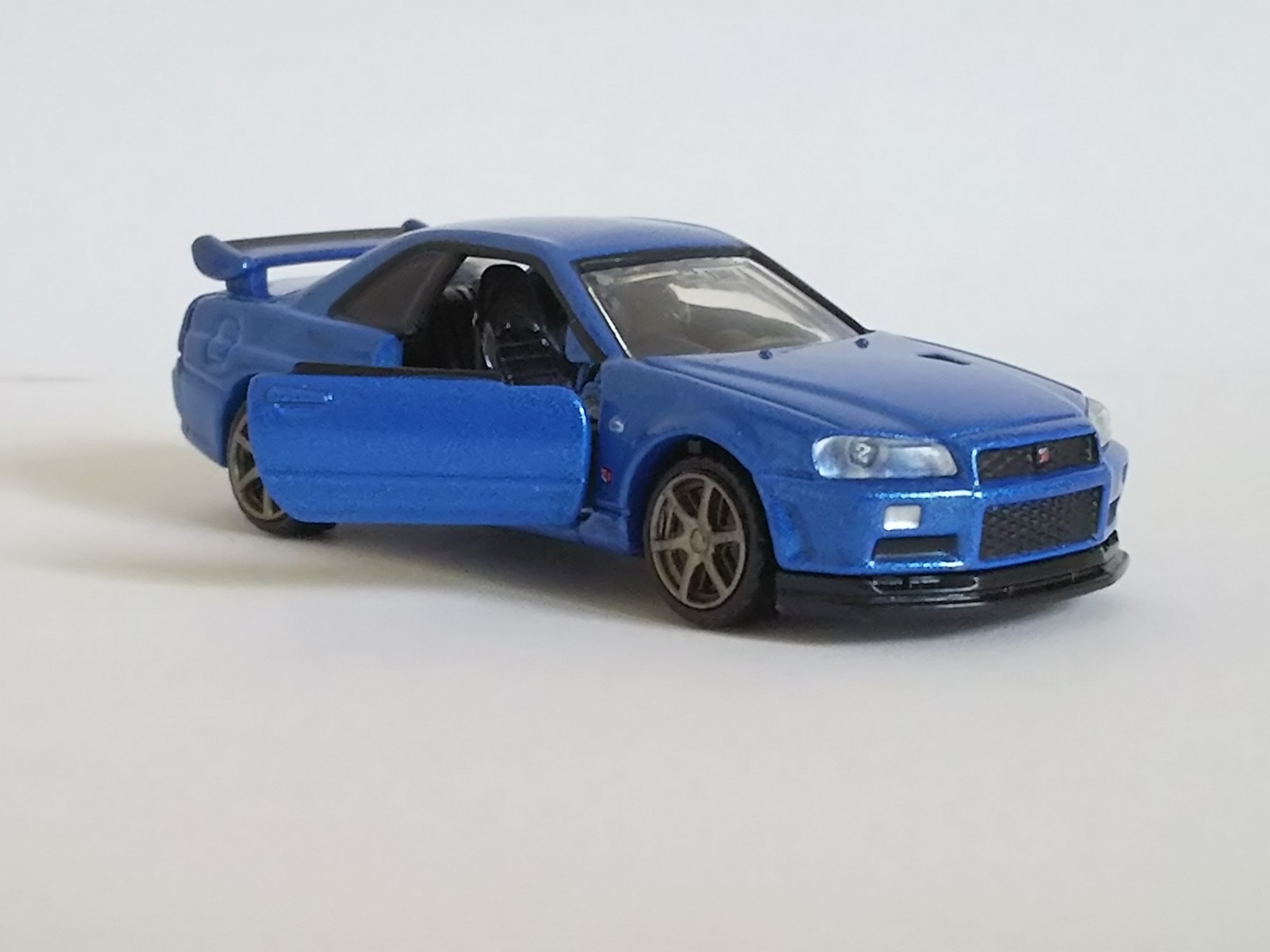 タカラトミー・トミカプレミアムNo.11 日産 スカイライン GT-R V