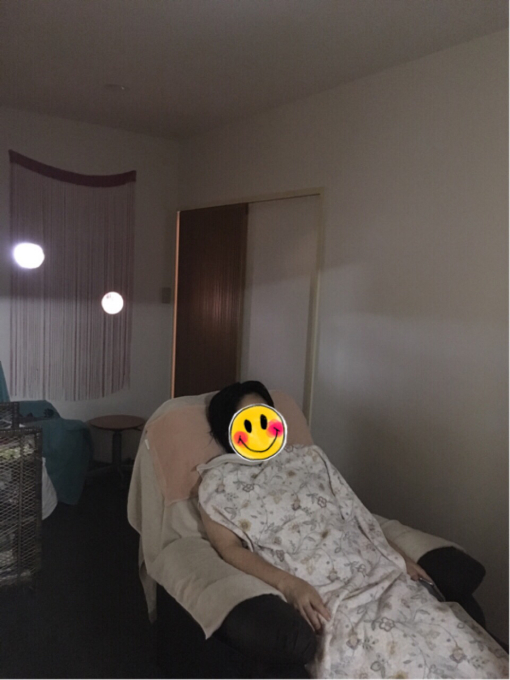 ファーストクラスで夢心地…_f0152875_00095383.jpg