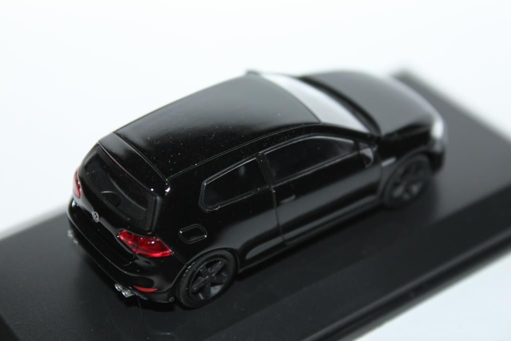 1/64 Kyosho Volkswagen Orginal (Hobby Route) Golf R_b0285587_06260726.jpg