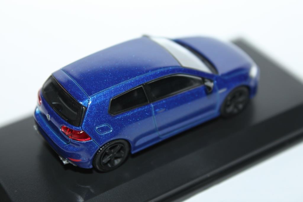 1/64 Kyosho Volkswagen Orginal (Hobby Route) Golf R_b0285587_06262240.jpg