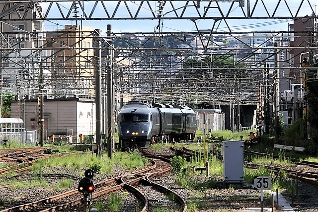 藤田八束の鉄道写真@貨物列車、リゾート列車が今輝いている。これからの地方創生は鉄道事業が大切_d0181492_15530389.jpg