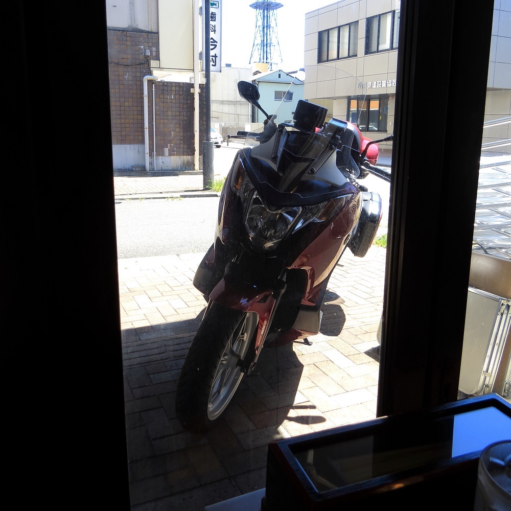甲府でお昼はジンギスカン_c0294553_14522396.jpg