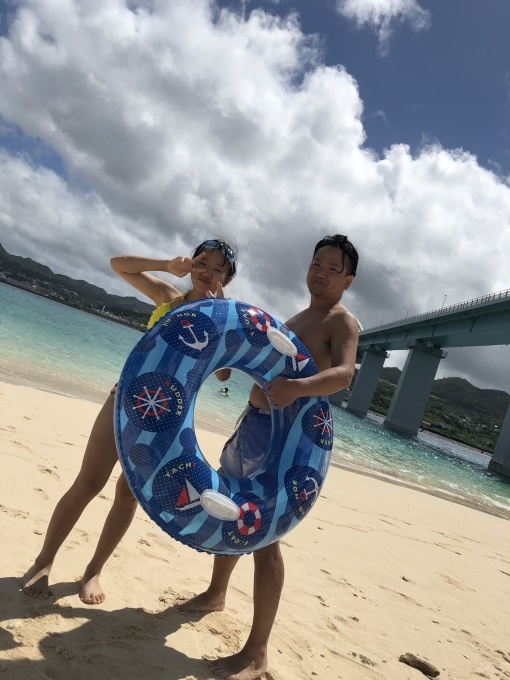 2018沖縄　海が大好き☆瀬底島のビーチでお魚に出会う！_f0011498_16294975.jpg