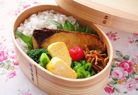 ピーマンの肉詰めのお弁当他_f0168317_22190533.jpg