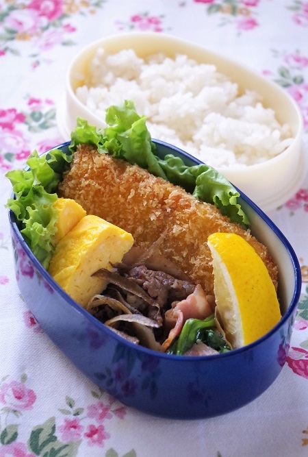 ピーマンの肉詰めのお弁当他_f0168317_22193102.jpg